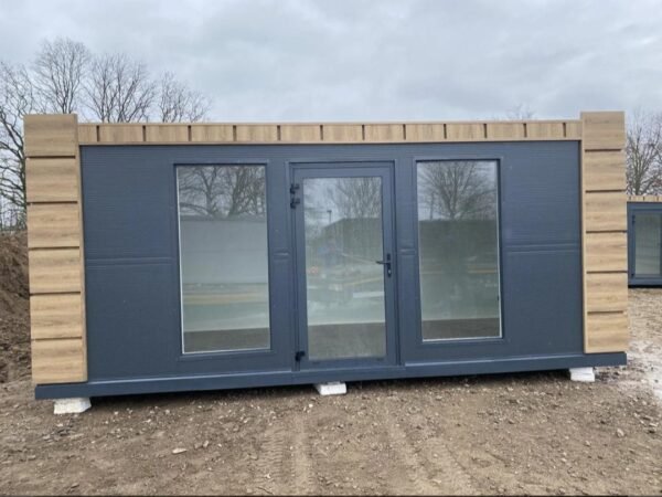 Contentor comercial “Linz”