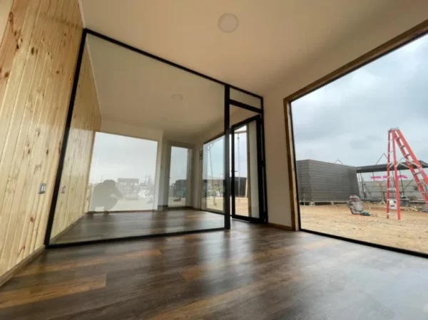 Módulo pré-fabricado “DALÍ” 8×3 m