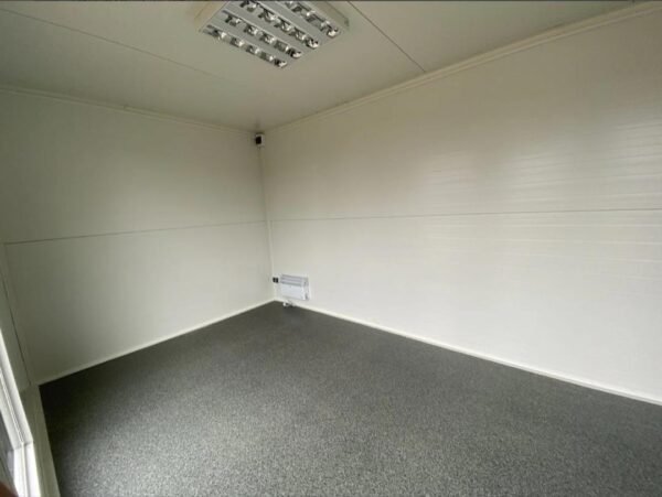 Contentor comercial “Linz”