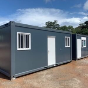 Módulo pré-fabricado preto – Elegante, isolado e multifuncional