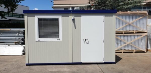 Monobloco 4×2 para utilização em escritório